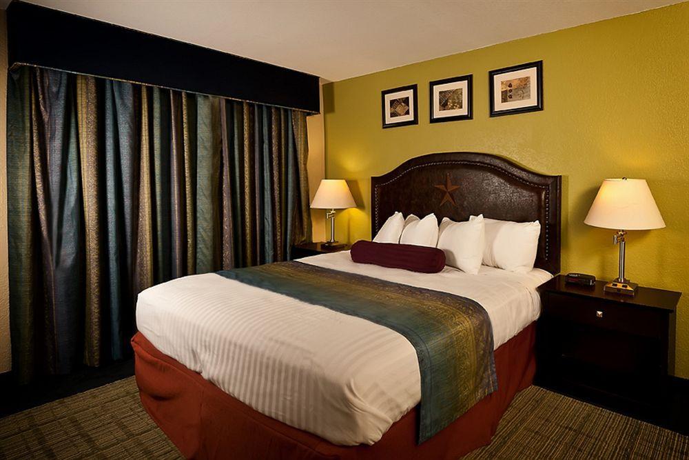 Grand Texan Hotel And Convention Center Midland Eksteriør billede