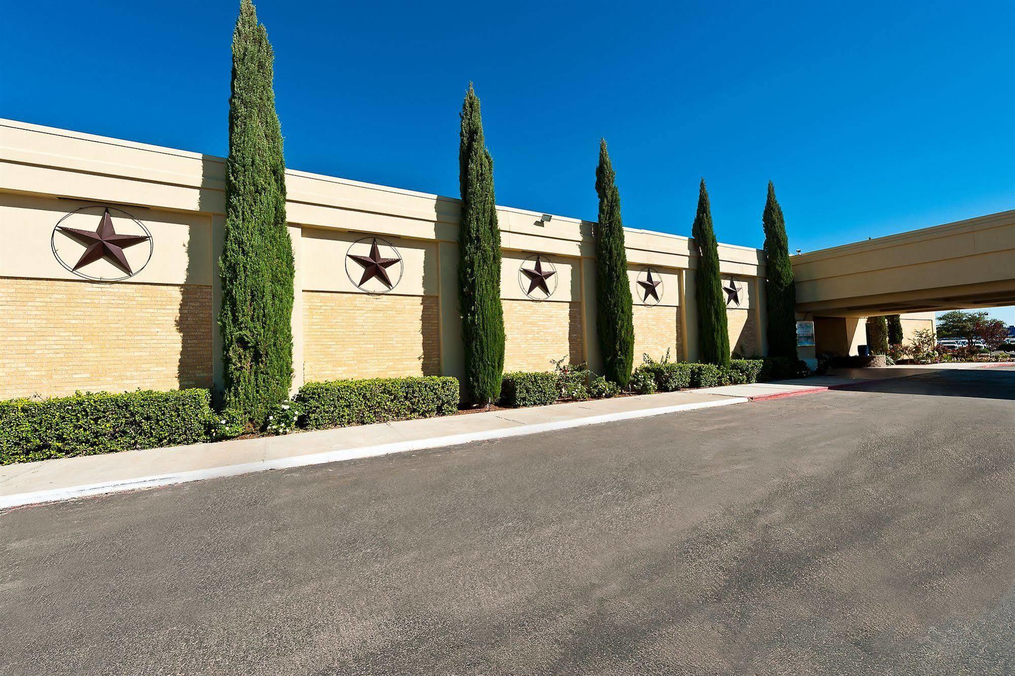 Grand Texan Hotel And Convention Center Midland Eksteriør billede